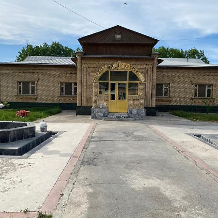 Nature Hotel Turkistan Екстер'єр фото
